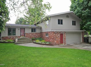 1125 N 10th St, Kalamazoo, MI 49009