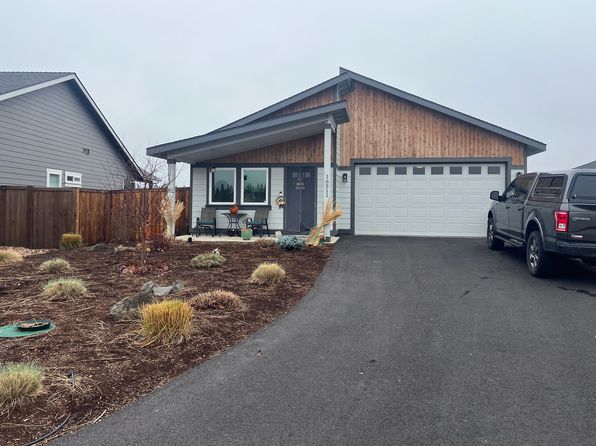 16511 Bishop Pine St