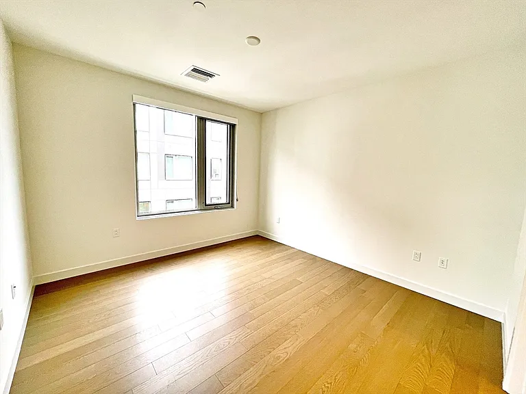 45 Lewis St #518 — Photo 21