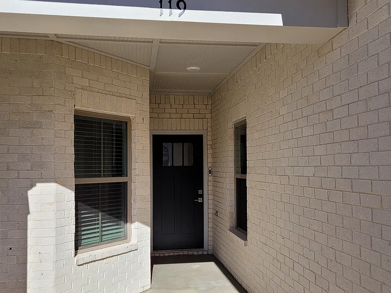 119 Clift Farm Dr — Photo 6