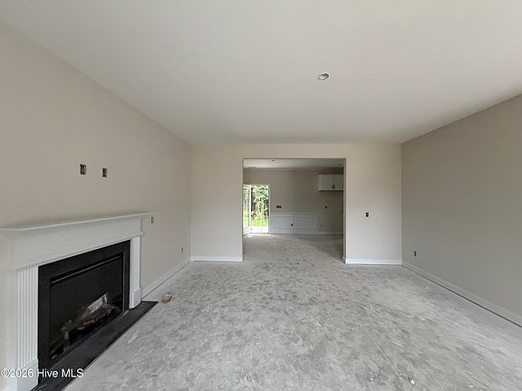 3rd image of 261 Yardley Drive