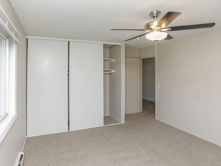 MV Apartments — Photo 9