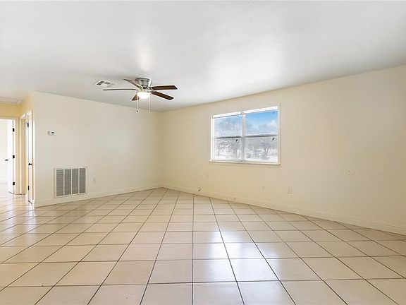 4th image of 13692 N Lemans St