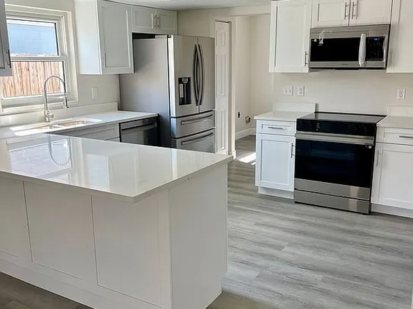 4425 Ranchwood Ln, Tampa, FL 33624