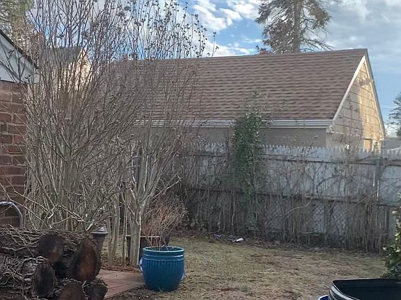 2nd image of 212 Brown Ave