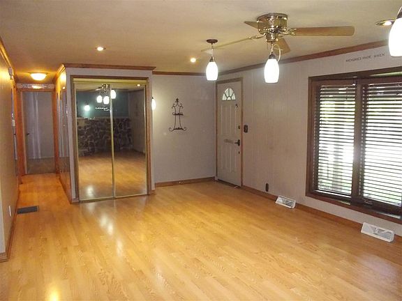 4th image of 3408 Ed Vera Dr