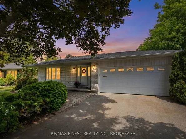 930 Brodie Ave, Kingston, ON K7M 4P9