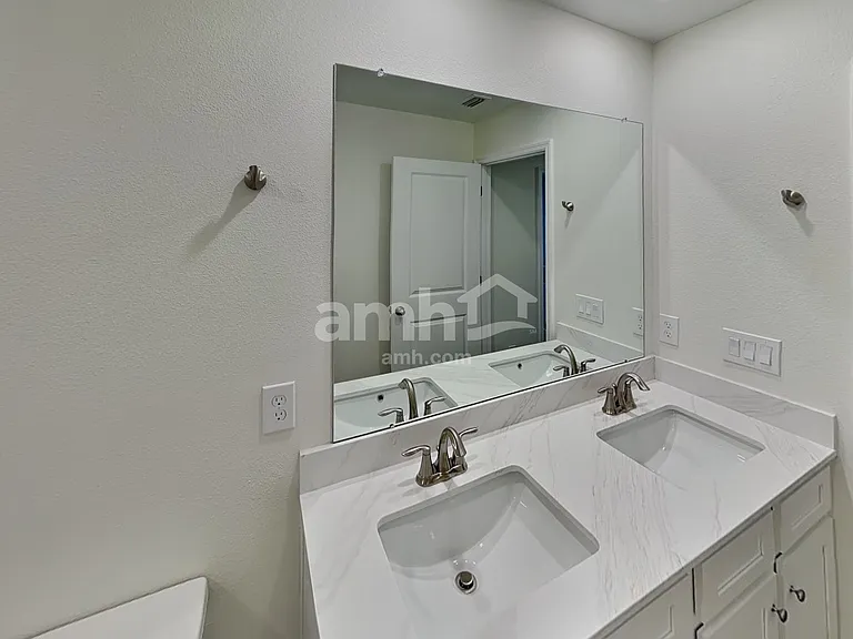 1019 Grafton Ridge Dr — Photo 24