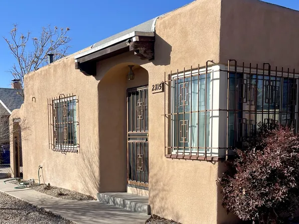 2115 Coal Pl SE, Albuquerque, NM 87106