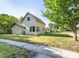 1404 11th St, Columbus, NE 68601