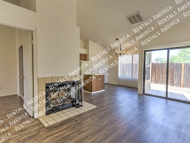 2950 W Avenida Destino — Photo 5