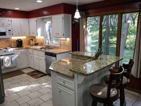 2nd image of 4411 Amos Gates Dr