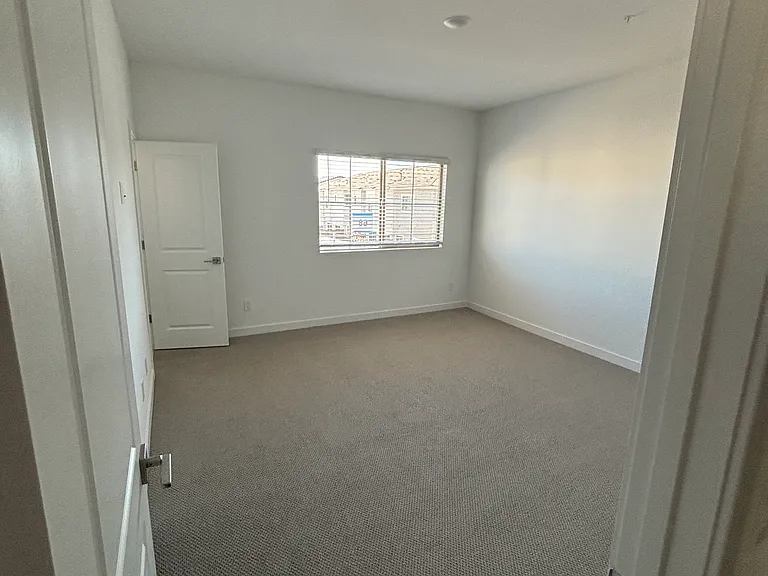 28114 N 28th Ln — Photo 14