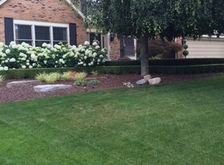 44845 Exeter Ct, Novi, MI 48375