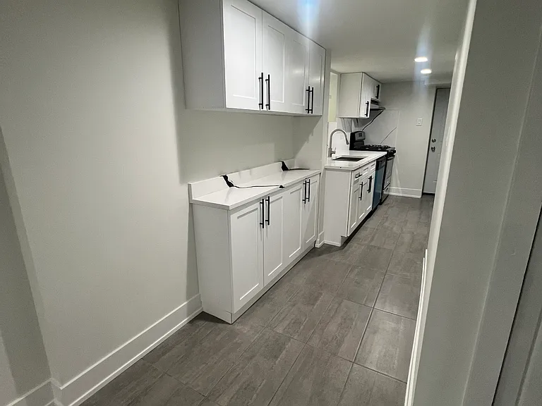 5624 N Marmora Ave #B — Photo 3