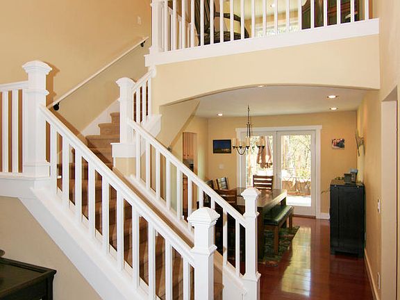 2nd image of 8366 Haven Hill