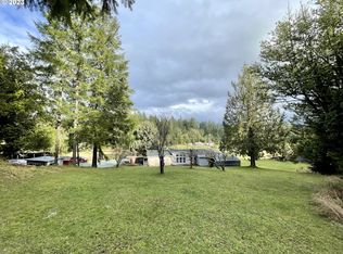 13901 Sitkum Ln, Myrtle Point, OR 97458