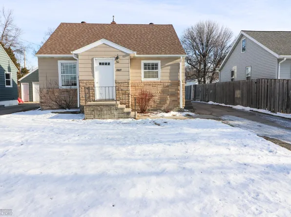 1809 Broadway N, Fargo, ND 58102