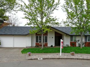 1881 Harvard Dr, Eugene, OR