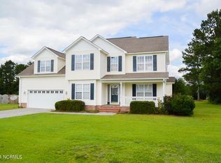 202 Target Ln, Hubert, NC 28539