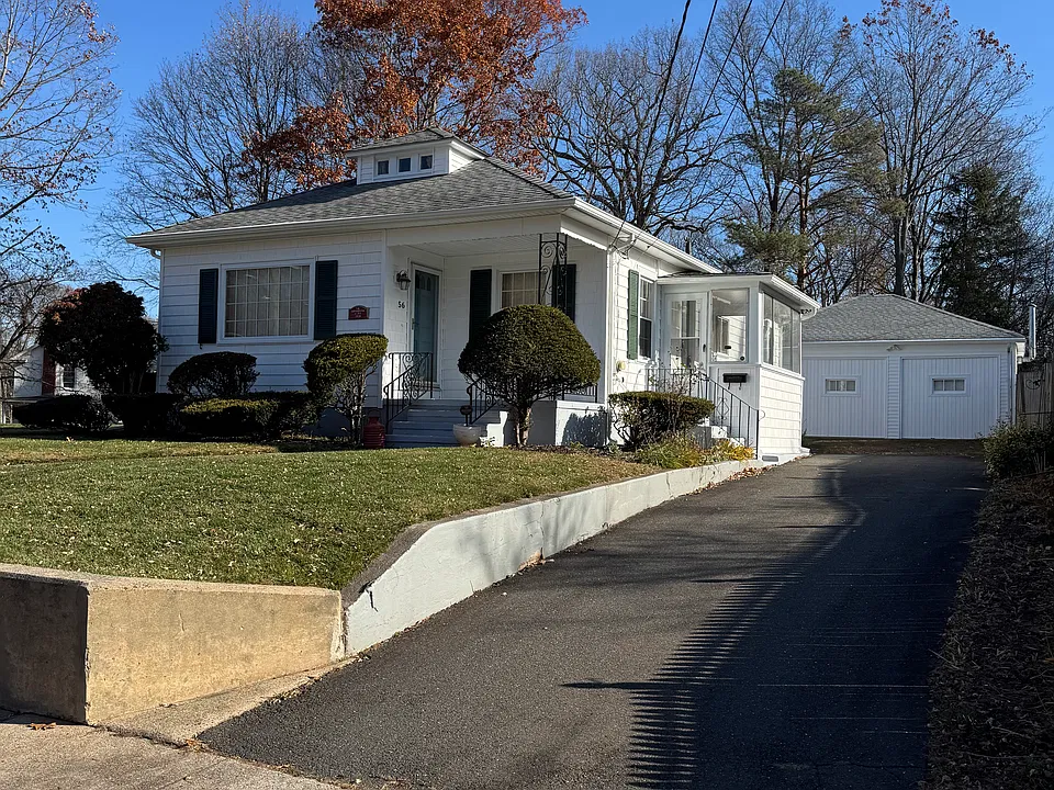 56 Highwood Ave