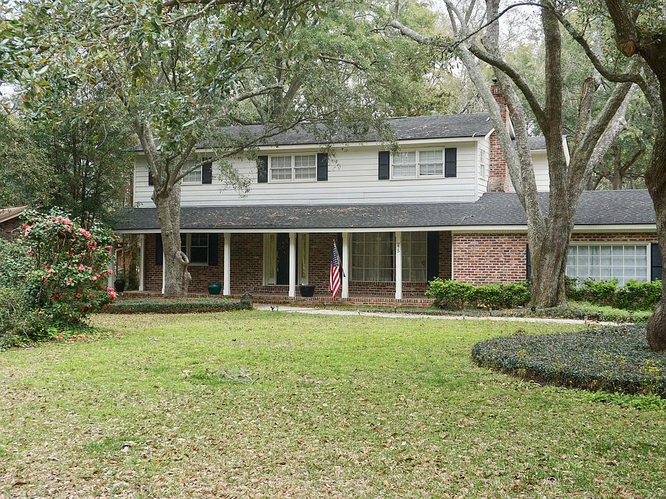 1st image of 275 N Hobcaw Dr