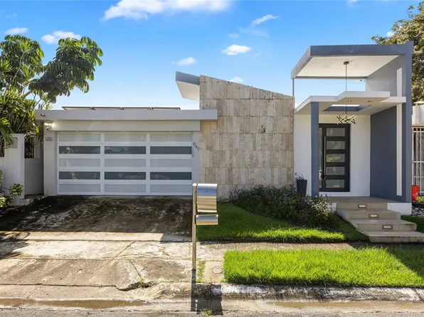 Vistamar Villa Venecia #O-45, Carolina, PR 00983