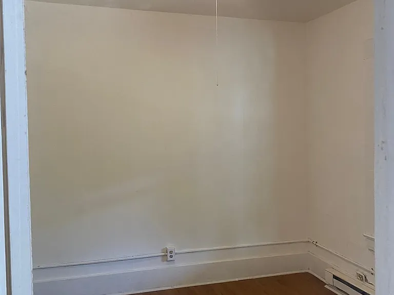 205 Beecher St #3 — Photo 10