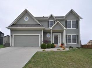 15452 S Widmer St, Olathe, KS 66062