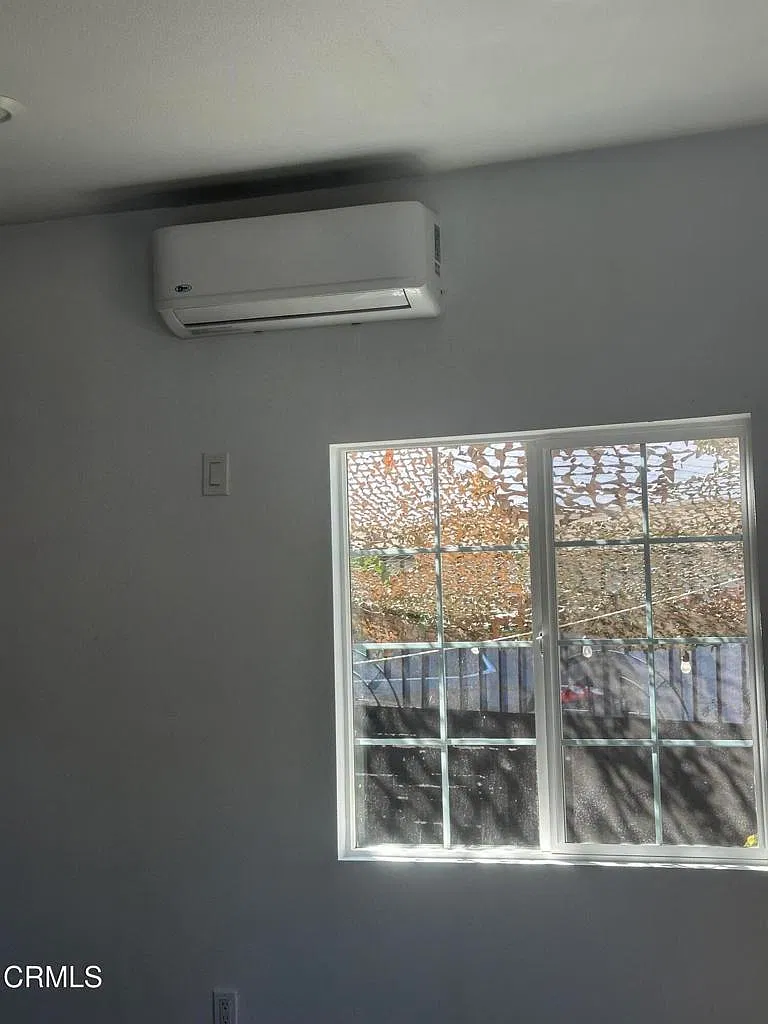 Studio, 1.0 bath, 450 sqft, $1,625 — Photo 2