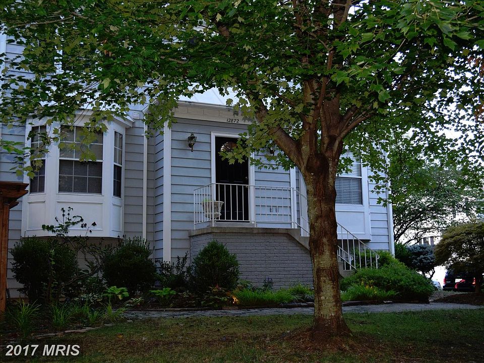 1st image of 12872 Hyannis Ln