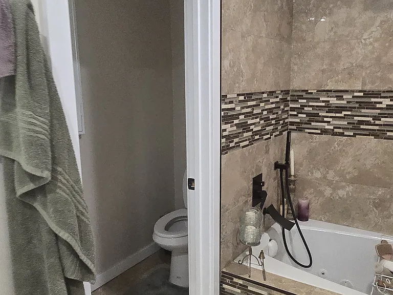 61 E Valencia Dr — Photo 30