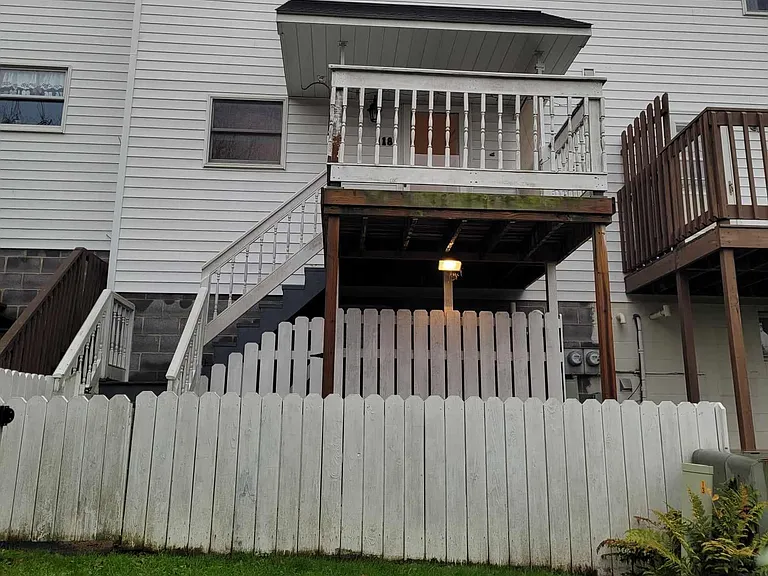 118 Hopewell Dr — Photo 11