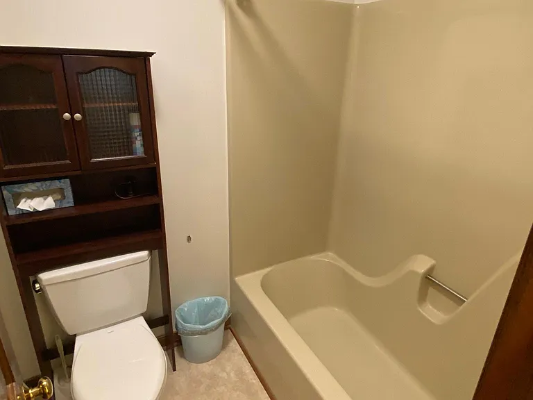 8020 Gristmill Ct — Photo 18