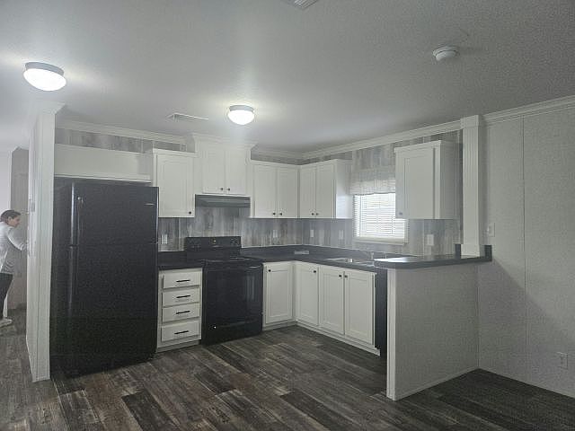 2nd image of 83 Stebbins Dr #9