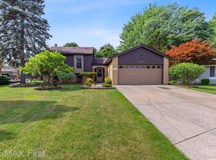 39477 Baroque Blvd, Clinton Township, MI