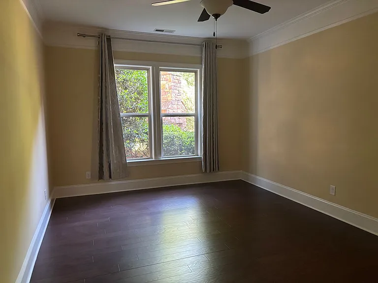 8811 Tamarron Dr — Photo 28