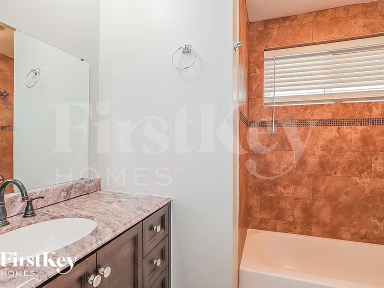 10819 Sagewind Dr — Photo 14