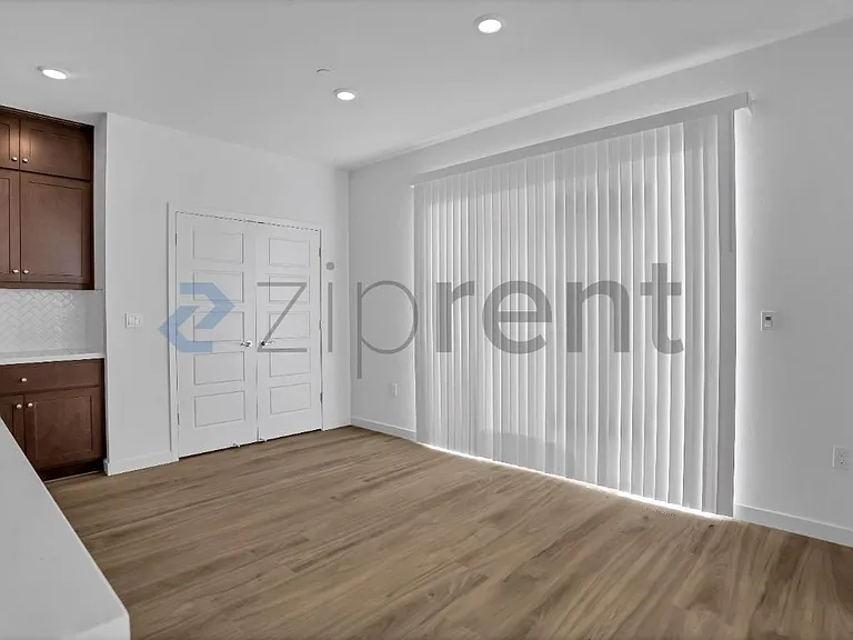 121 Dogwood Ct — Photo 22