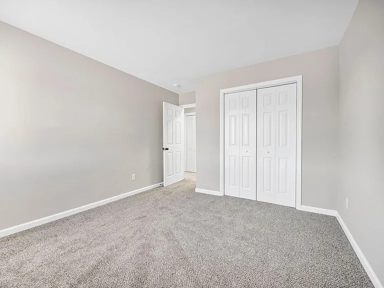 Gleneagle Apartment Homes — Photo 48