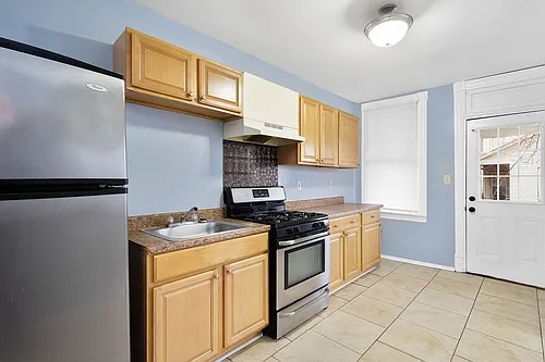 1308 Hays St Photo 1