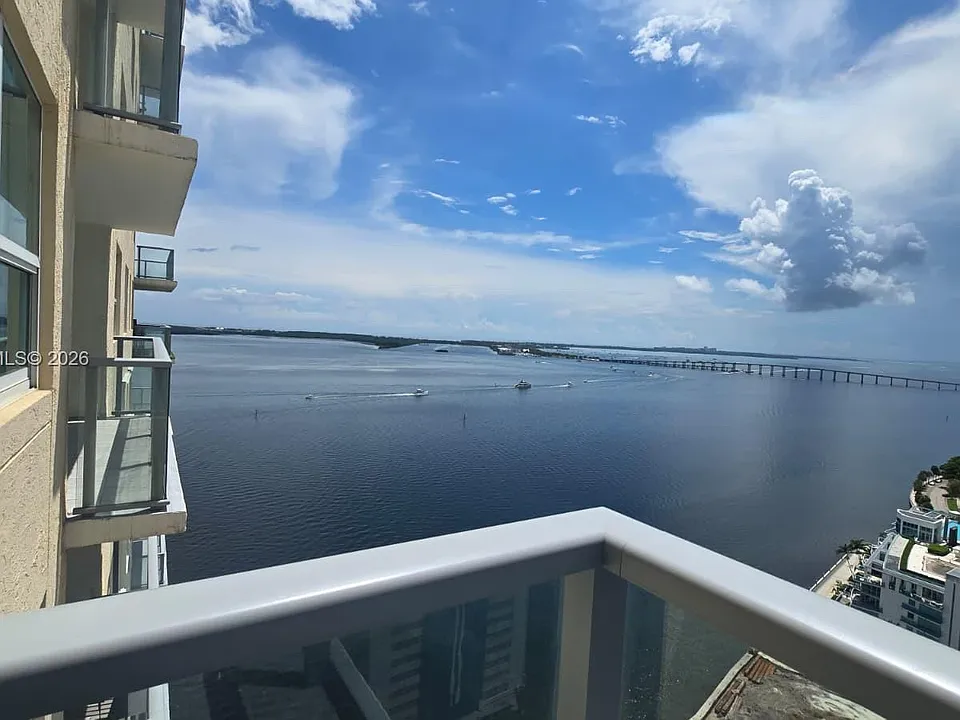 1155 Brickell Bay Dr #2507