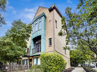 1300 W Monroe St UNIT 1300, Chicago, IL 60607