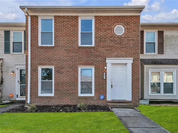 3917 Raintree Ct, Chesapeake, VA 23321