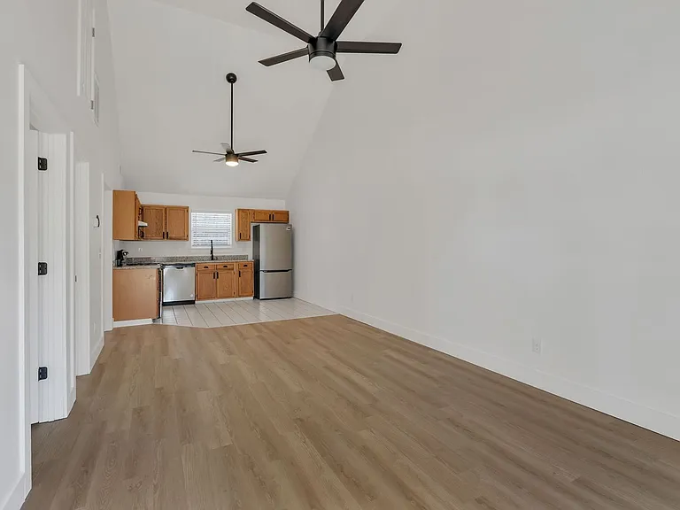 7202-7222 Melrose Pl #7204 — Photo 41
