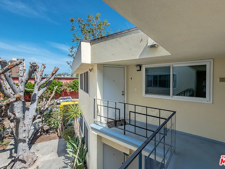 8401 Tuscany Ave #4 — Photo 4