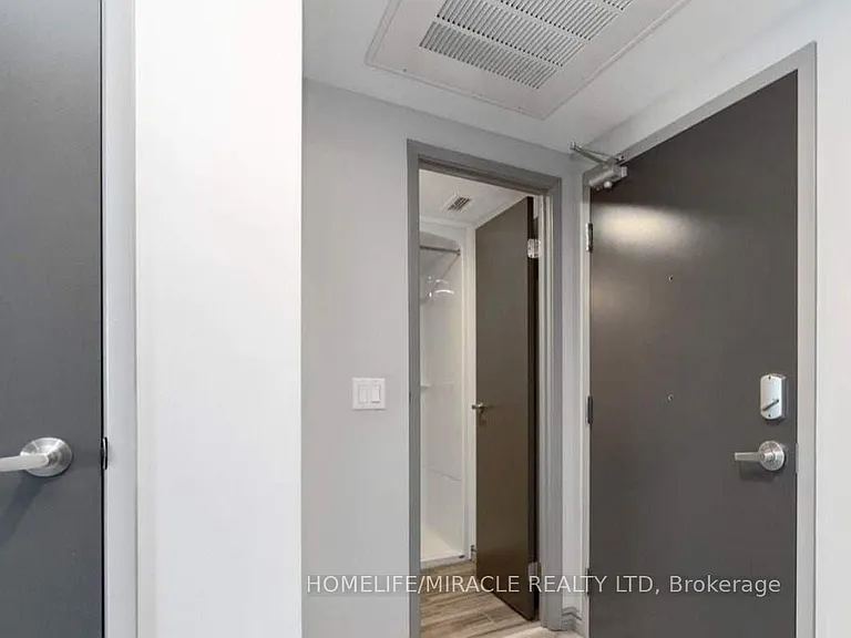 275 Larch St E #407A — Photo 7
