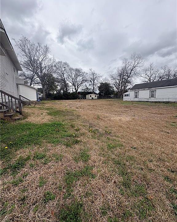 1st image of 414 20th St