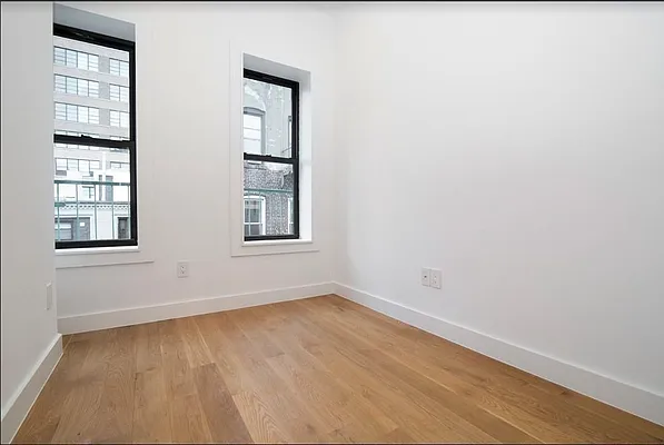 Rented by REAL New York | media 11