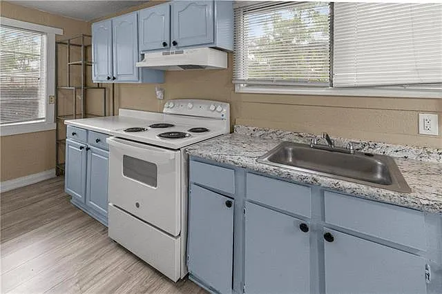 402 Deckbar Ave — Photo 5